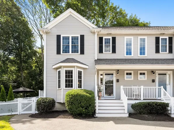 3 Kasey Ln #3, Rockland, MA 02370