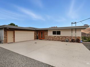 1101 5th St, Asotin, WA 99402