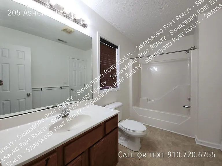 205 Ashcroft Dr — Photo 31