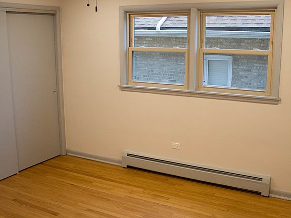 5th image of 2426 N 75th Ct #1