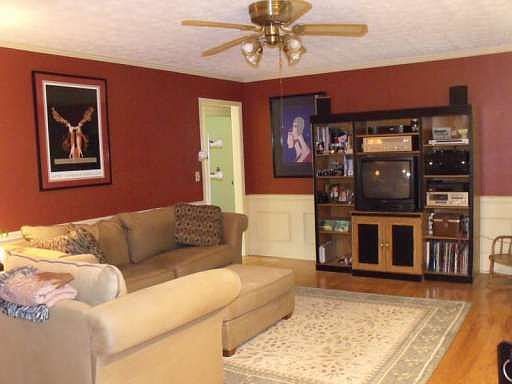 5th image of 4068 W Oak Ln