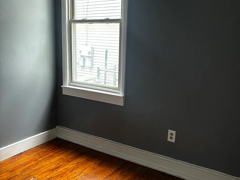19 Garner St #1L — Photo 5