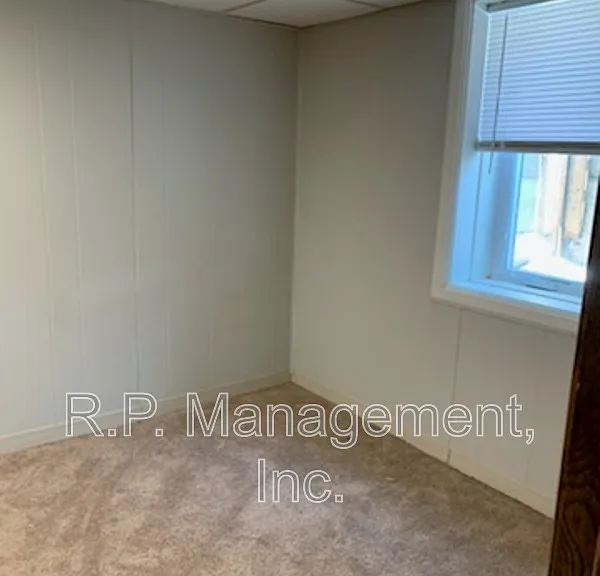5117 Washington St NE — Photo 10