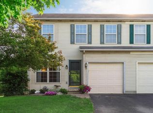 474 Applegate Ln, Delaware, OH 43015