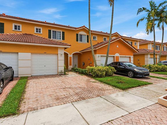 2nd image of 460 PRINCESS Drive