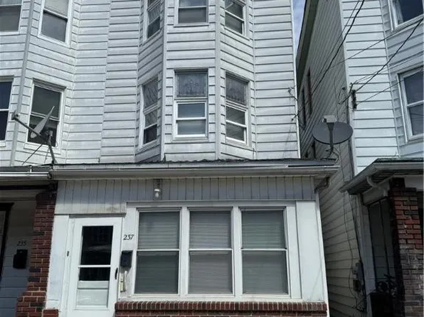 237 E Ridge St, Lansford, PA 18232