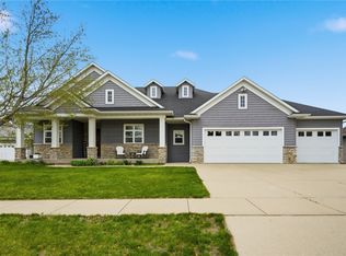 4032 Windfall Dr NW, Cedar Rapids, IA 52405