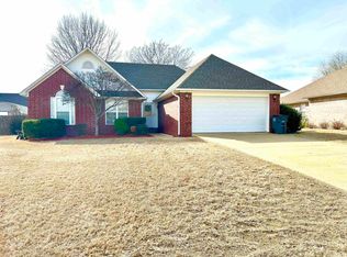 307 Craig Dr, Searcy, AR 72143