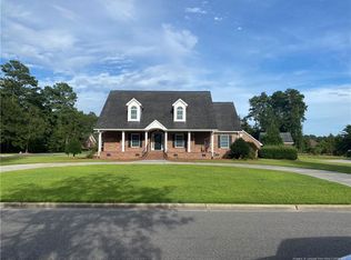 5206 Live Oak Ln, Lumberton, NC 28358