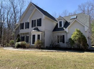 78 Coles Meadow Rd, Northampton, MA 01060