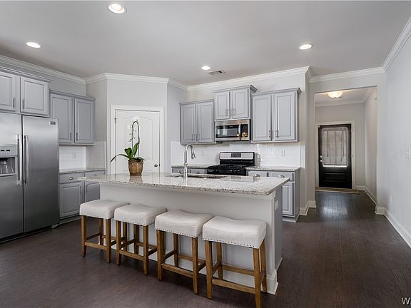 4th image of 9444 Crete Cir