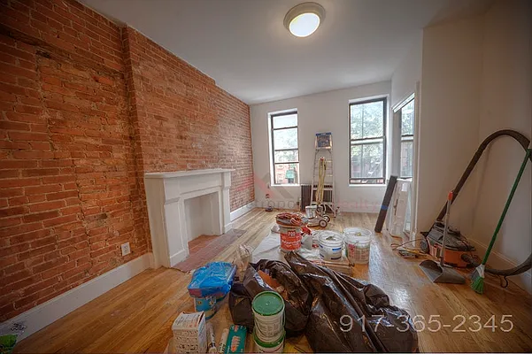 Rented by Metropolitan Realty | media 9