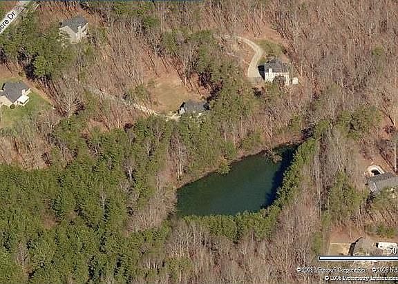 Home Fronts on Private Lake