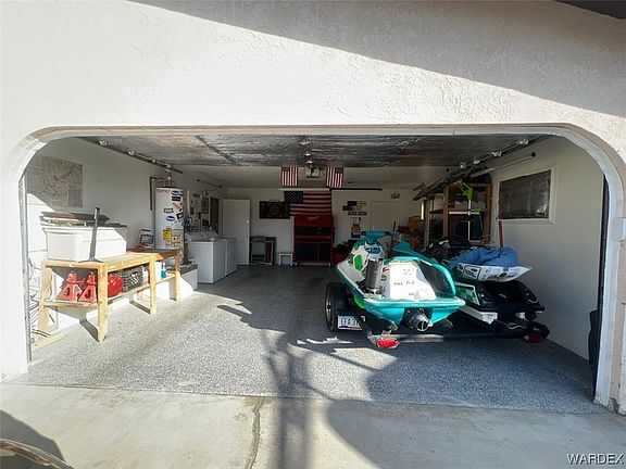 5th image of 401 Fox Drive