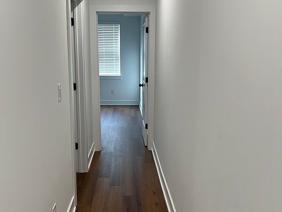 4th image of 2556 Frankford Ave #3