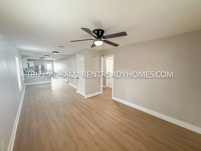 1824 Carver Ave — Photo 8