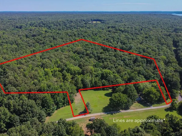 68 Sadler Dr, Kuttawa, KY 42055