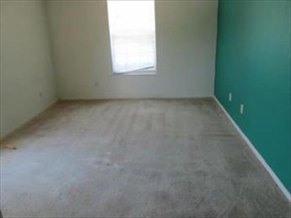 5th image of 5915 Brickleberry Ln Unit 102
