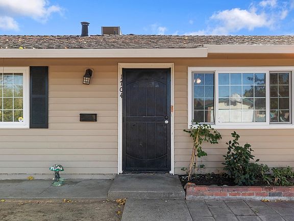 4th image of 1704 Tulane Dr