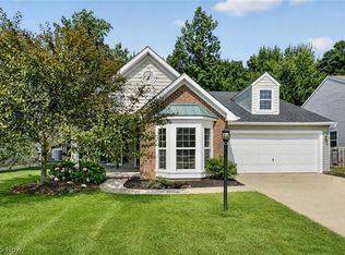8832 Wheaton Pl, North Ridgeville, OH 44039