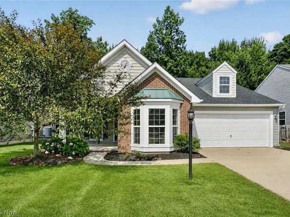 8832 Wheaton Pl, North Ridgeville, OH 44039