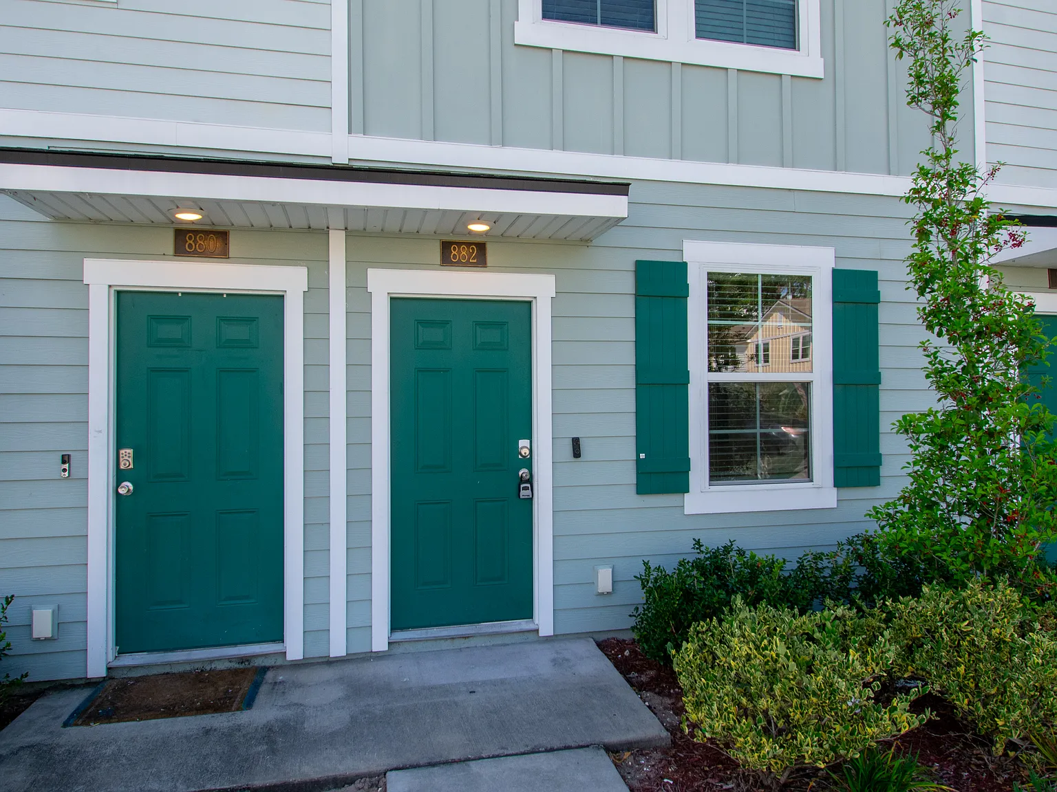 2 bed, 2.5 bath, 1110 sqft, $1,550 — Photo 4