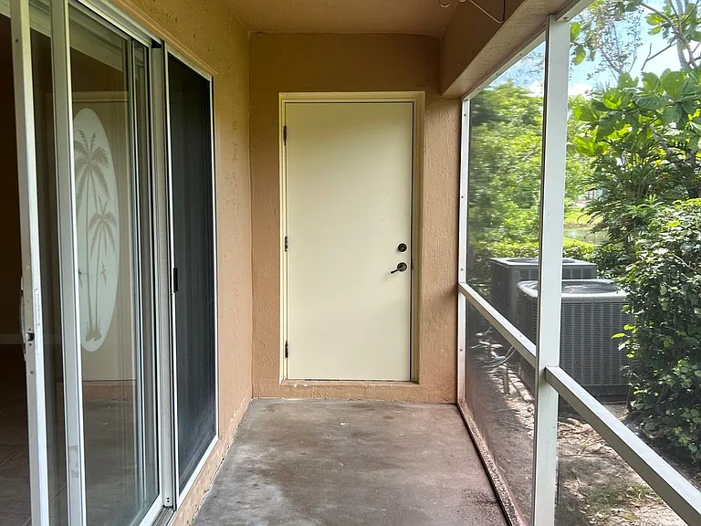 6303 Sandy Bank Ter — Photo 11