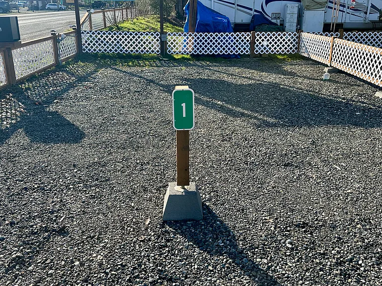 27051 N US Highway 101 #1 — Photo 18