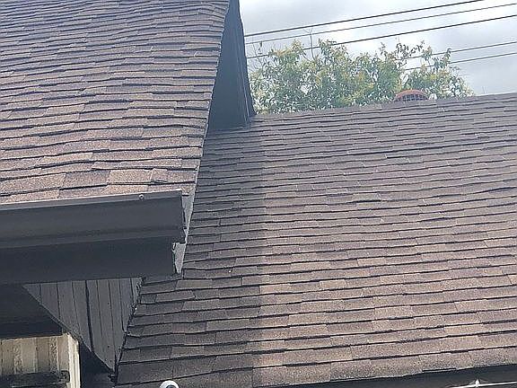 3rd image of 8915 Kirkmont Dr