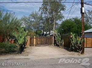 HOFF GARDENS 005