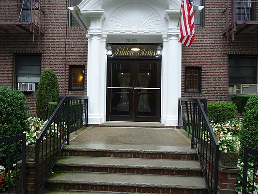 Rented by The Coop Connection LLC | media 23