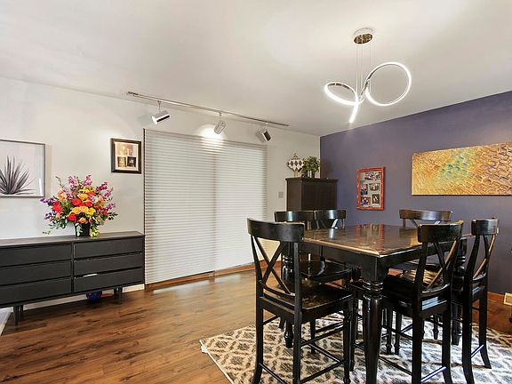 5th image of 417 Brookwood Ct
