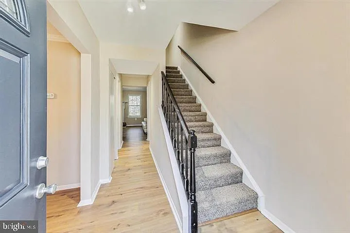 6415 Old Scotts Ct — Photo 4