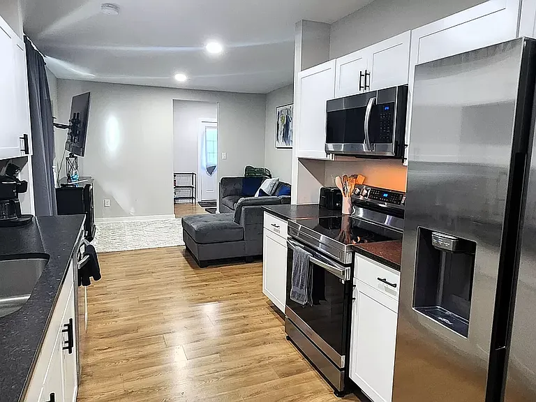 432 Sanders St #2 — Photo 3