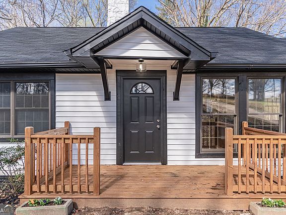 4th image of 1203 E Ridge Rd