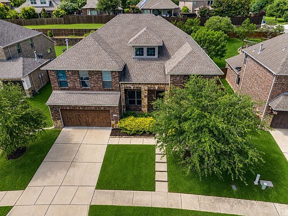 3rd image of 4209 Eliska Ln