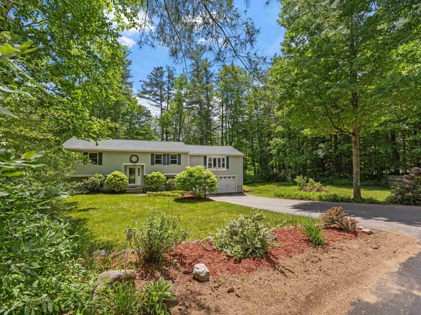 8 Fox Run Road, Concord, NH 03301