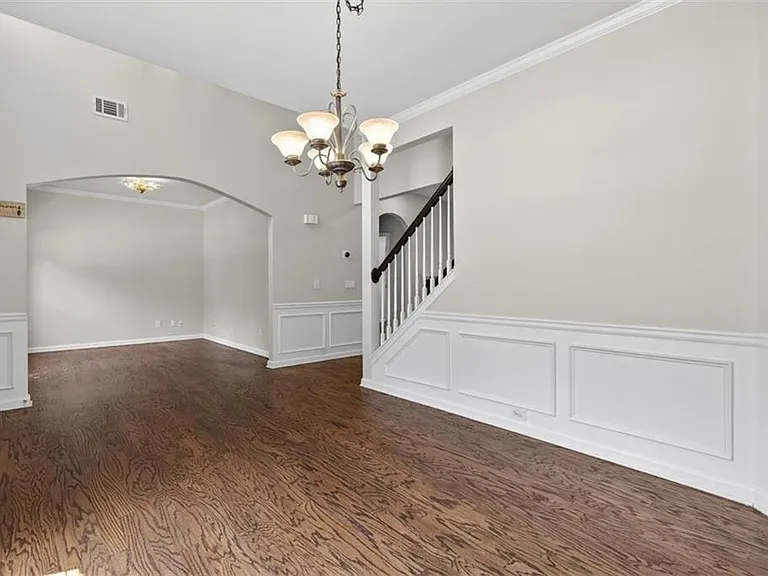 28 Stonehenge Ct — Photo 9