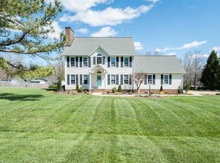 2042 Royce Dr, Mebane, NC 27302