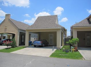 124 Laguna Ln, Lafayette, LA 70508