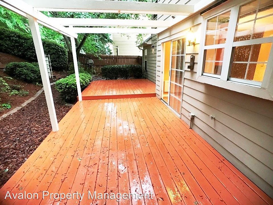 1st image of 3035 Langley Oaks Ct SE