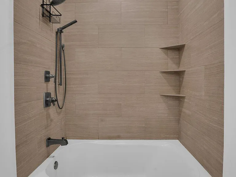 12411 Exbury Ct — Photo 28