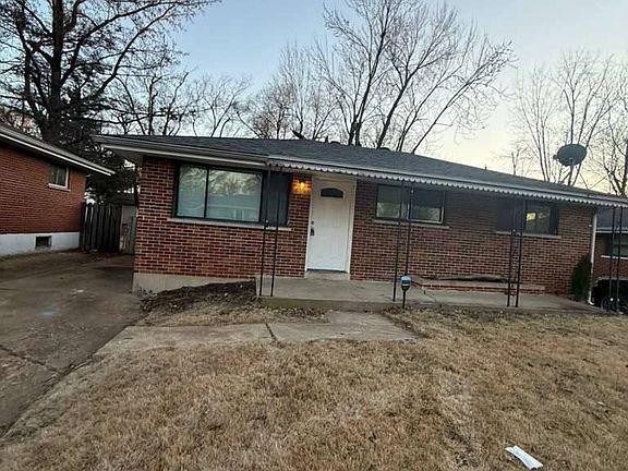 2nd image of 1160 Walker Ave