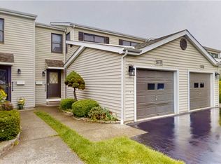 3010 E River Rd, Grand Island, NY 14072