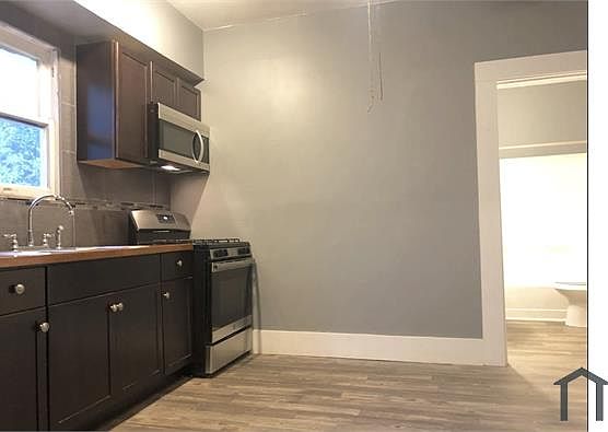 1st image of 827 W Rosewood Ave APT 1