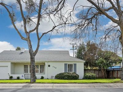 110 W Monterey Ave, Stockton, CA, 95204