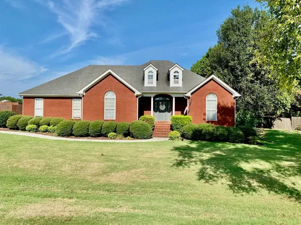 275 Chess Ln, Tuscumbia, AL 35674