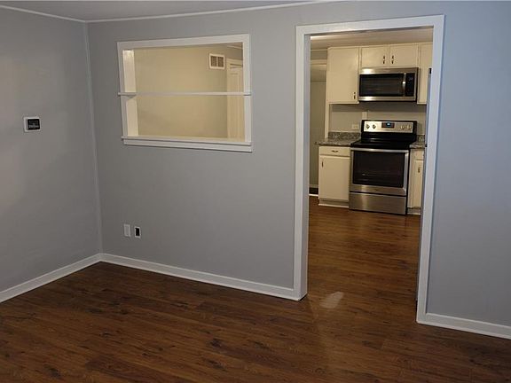 5th image of 3600 NE 85th Ter