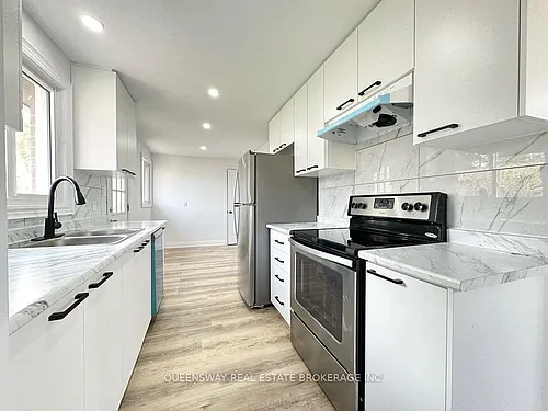 7 Leaside Dr Photo 1