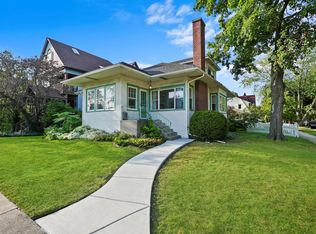 7025 34th St, Berwyn, IL 60402